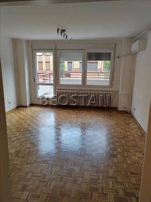 Novi Beograd - Blok 19a #68461