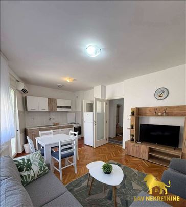 Novi Sad, Centar, Stan, 1.5, 45,00m2