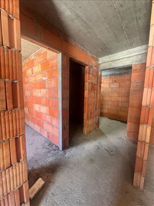 Novogradnja u Kaludjerici, odlična ponuda