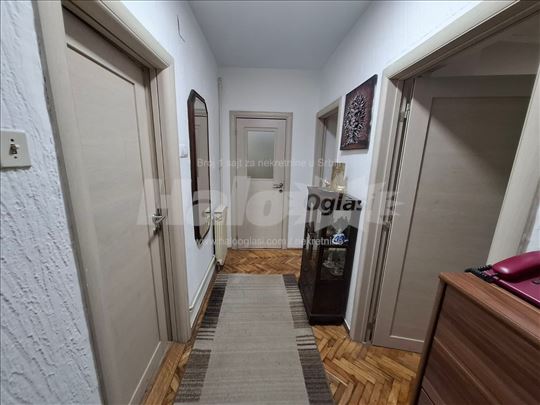 Odličan stan u Braće Jerkovića