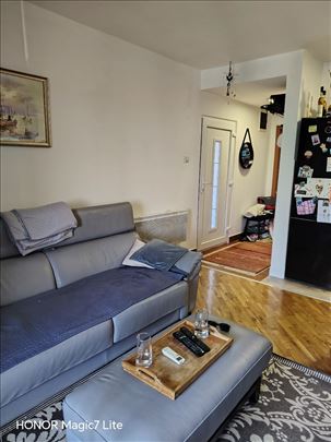 Odličan, uknjižen 39m2, Mali mokri Lug