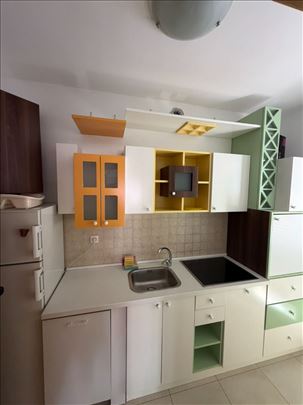 Petosoban stan Salajka, za izdavanje 146m2 HITNO!