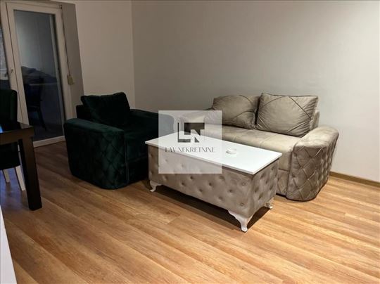 Prodaja stana 55m2 u Železniku
