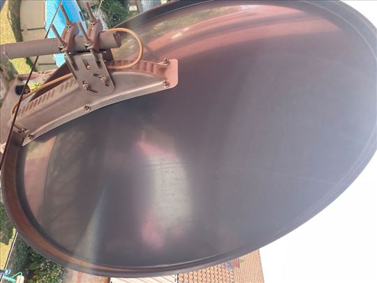 Satelitska antena
