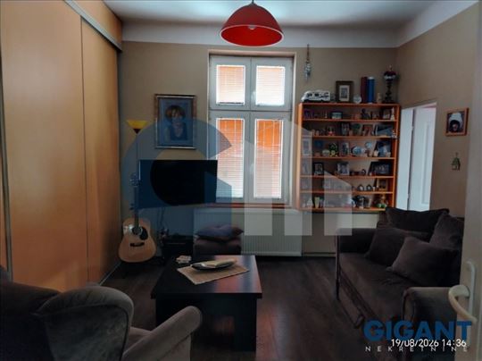 Skadarlija, 77m2, salonac u samom centru grada