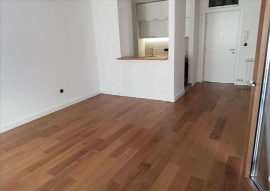 Vracar, 2.0, moze i za poslovni prostor ID 9459-1