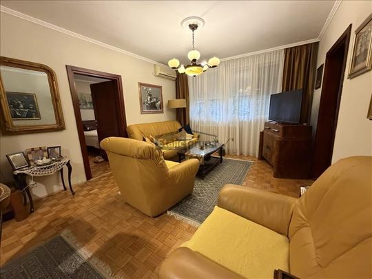 3.0, 54m2, Zemun, Prvomajska, odlična lokacija