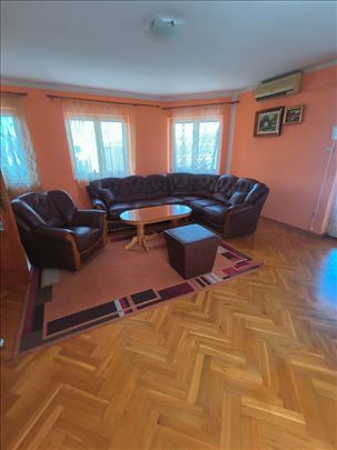 Cetvorosoban stan od 140m2.