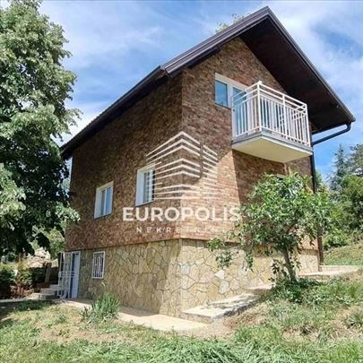 Kuća na Kosmaju na 17,3a–mir, priroda i potencijal