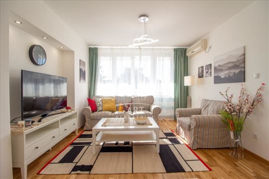 London, lux stan 65m2 ID#8800111