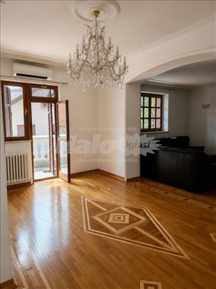 Lux,u cenu uracunato grejanje i infostan