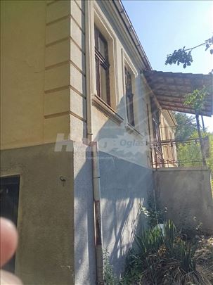 Razanj kuca za prodaju!