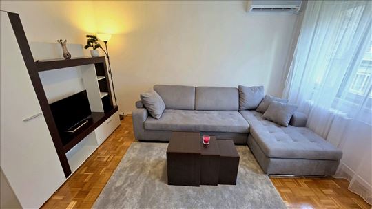 Slavija, renoviran, lepo sređen, ID 26005