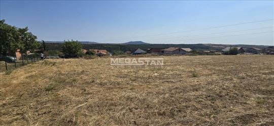 Sremčica, plac sa odličnim pogledom