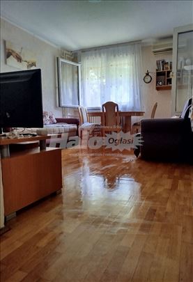 Zemun, centar, Karađorđev trg, Džona Kenedija