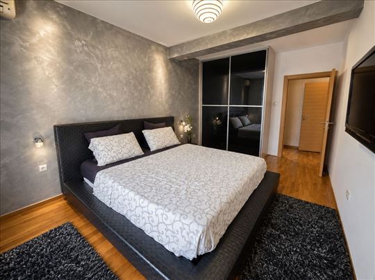 Dubljanska, Vračar, 100 m²