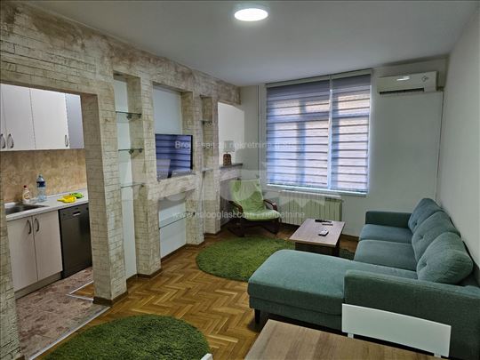 Dvosoban stan za izdavanje, Obrenovac centar,