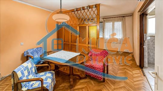 Komforan trosoban stan u samom centru Niša, 69m2