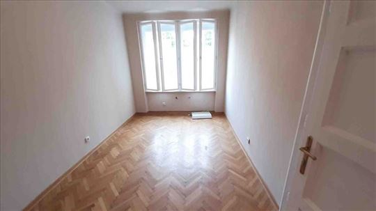 Kosančićev venac,2.0,polunamešten ID#14832