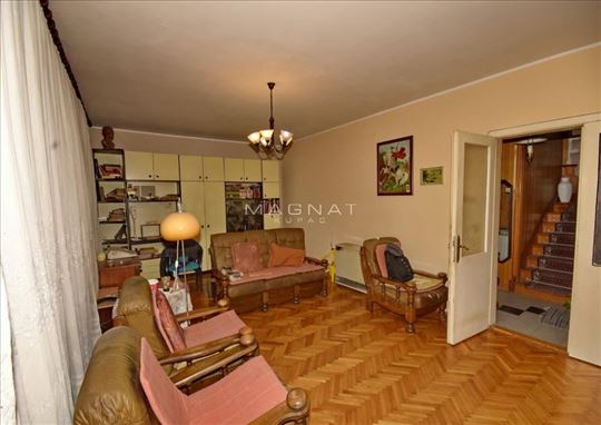 Kuća - Banovo brdo - pijaca - vertikala ID#5807