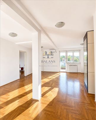 Lux 4.0 stan, Jove Ilića, 80 m² + Garaža