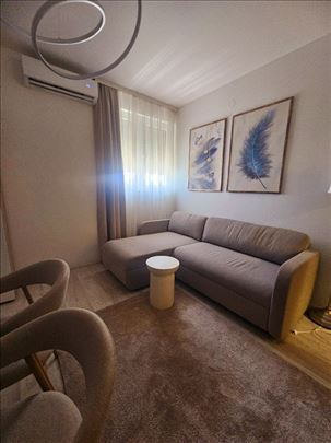 Lux garsonjera ,investiciona nekretnina