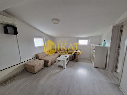 Vidikovački venac, trosoban, 74m2