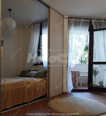 Vlasnik: Renoviran 1.5 stan, NBgd, BK 3, Parking 