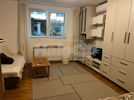 Vračar - Crveni Krst - Jednosoban