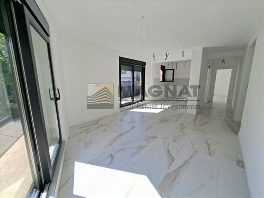 Eksluzivan smart PENTHOUSE| novogradnja| Kalvarija