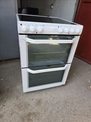Electrolux sa dve rerne