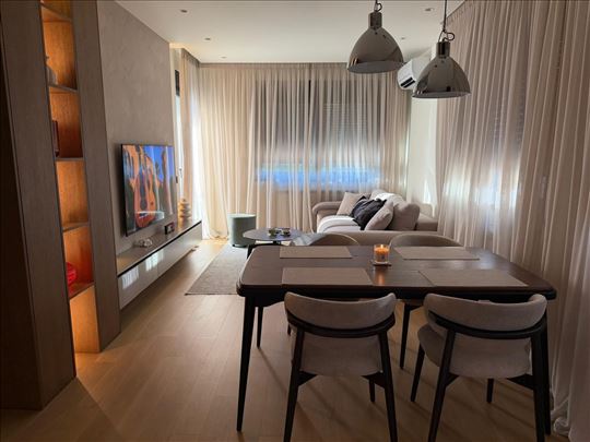 Nice, fully furnished apartment on Dedinje