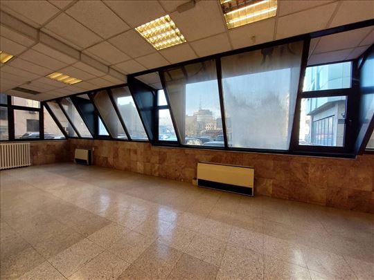 Poslovni prostor LUX 350m2,ID 17462-1