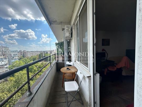 Prodaja uknjizenog stana, Fontana, Novi Beograd ID