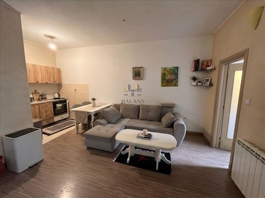 Kredit za mlade-Novi Banovci centar 42m2
