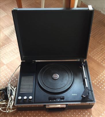 Gramofon polovan “Beatboy”