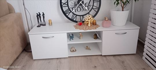 prodaje se tv komoda