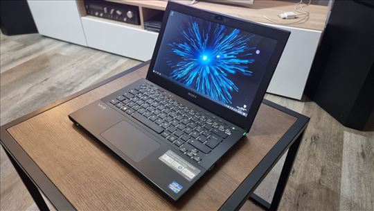 Sony Vaio/i5/500 GB HDD/8 GB RAM/Odlicna bat/Punja