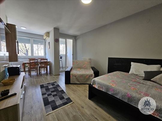 Jednosoban stan – Bulevar Oslobođenja, 33 m² – 113