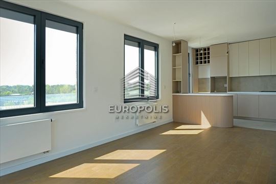 Novogradnja - Preko puta Delta City-ja, Lastavice