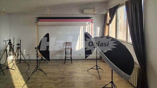 Radni prostor za deljenje foto / podkast studija
