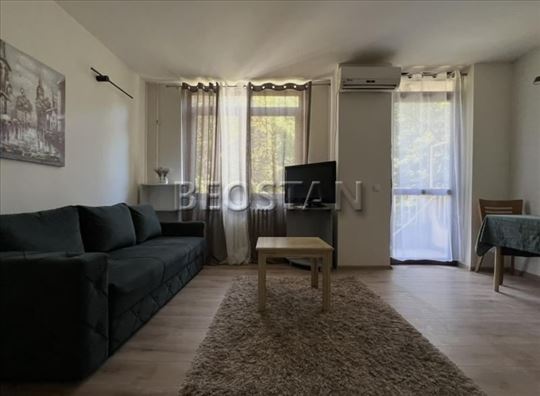 Širi centar - Banovo Brdo #68803