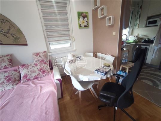 Stan,Novi Sad,Novo Naselje,kv: 78.00