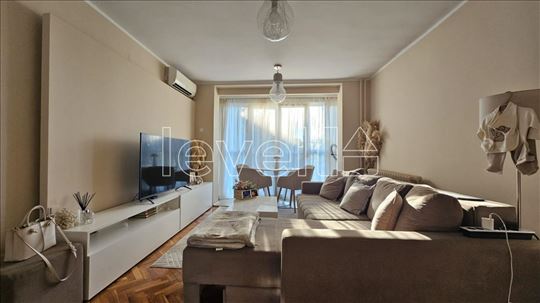 Stan,Novi Sad,Železnička Stanica,kv: 48.00