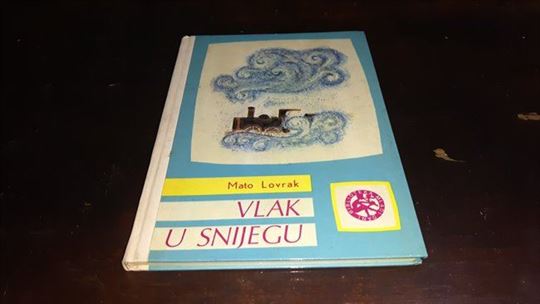 Vlak u snijegu
