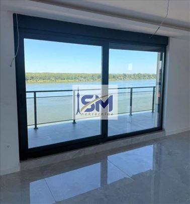 Lux stan 142m2 sa pogledom na Dunav