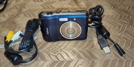 Nikon Coolpix L18