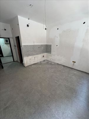 Prodaja Garsonjera Vojvode Stepe
