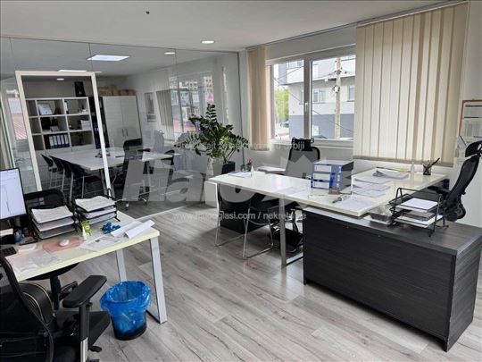 Izdaje se kancelarijski prostor 70m2