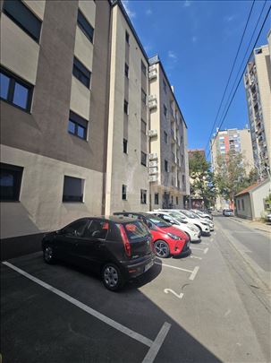 Nov, neuseljavan, Ruđera Boškovića, 65m2